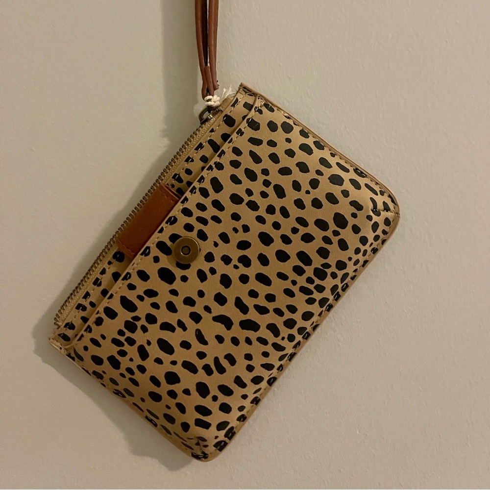 Universal Thread Wallet - Picture 2 of 3